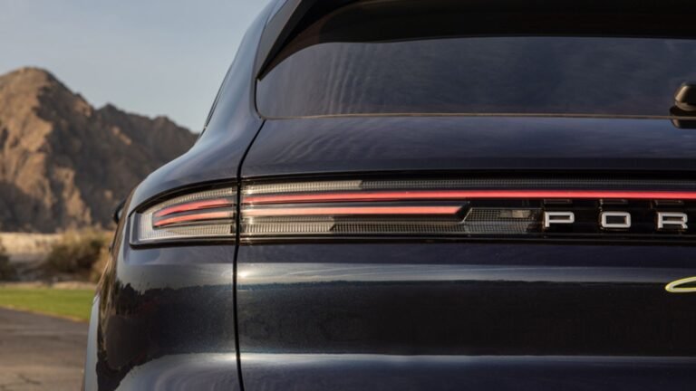 All The Porsche Hybrid Models On Sale Right Now Make More Than 460 HP