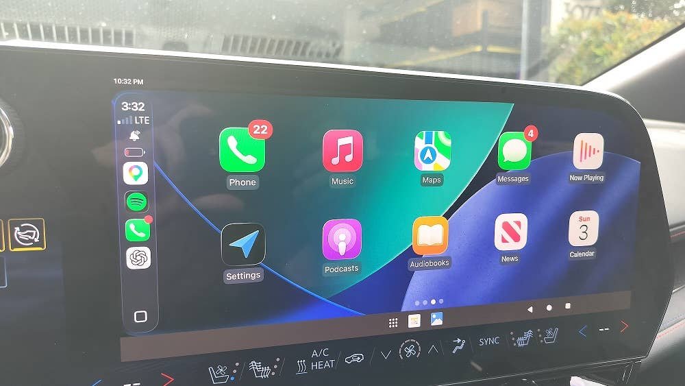 GM Removed Apple CarPlay, But Owners Now Have A Way Around It