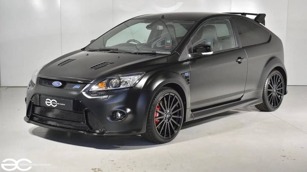 This Unused 15-Year-Old Ford Focus RS500 Is a True Collector’s Find