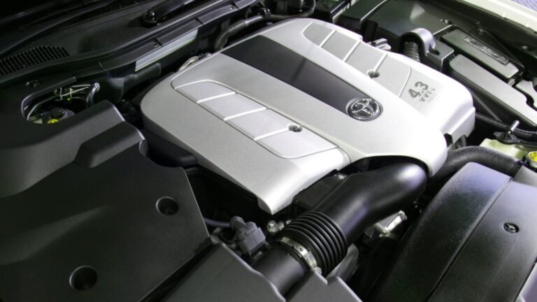 What're The Differences Between Toyota's 1UZ, 2UZ, And 3UZ Engines?