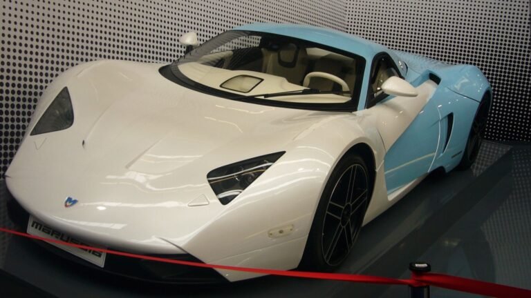 Russia Tried To Build A Cosworth-Powered Ferrari Rival, But It Tanked Hard