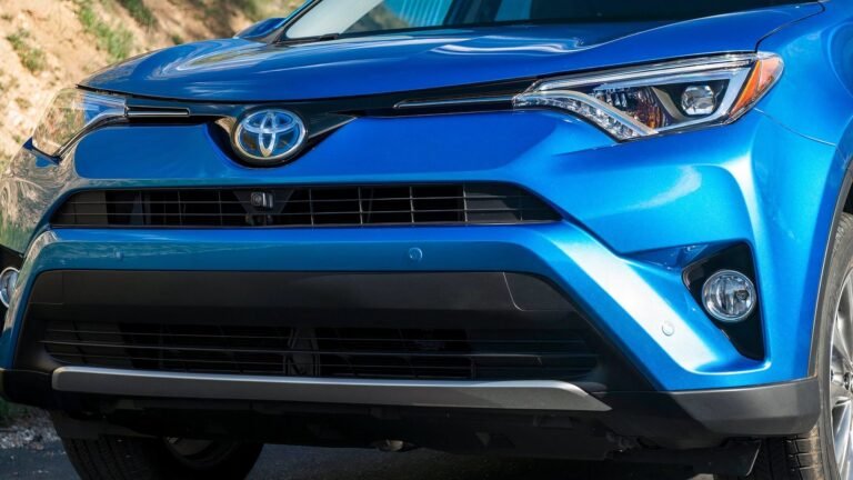 Toyota Is The Undisputed King Of Hybrids. Here's Why That's Actually A Problem Now