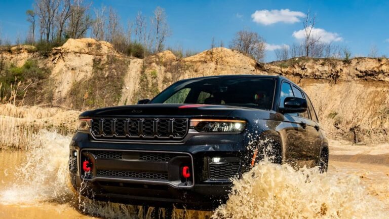 Jeep Grand Cherokee Trailhawk Is Back, But The Plug-In Hybrid Is Gone