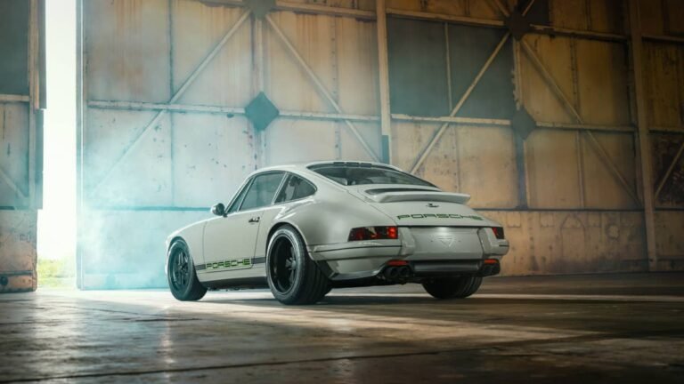 Theon Design's Elegant New 911 Restomod Makes a Modern GT3 Look Overweight