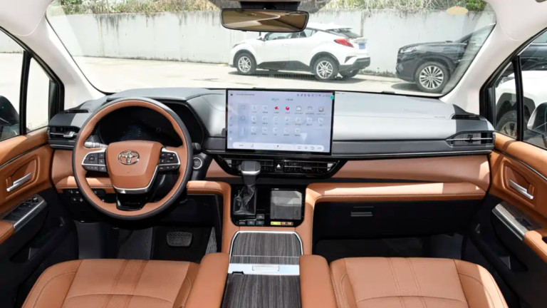 Updated Toyota Sienna Revealed With a Massive Center Screen