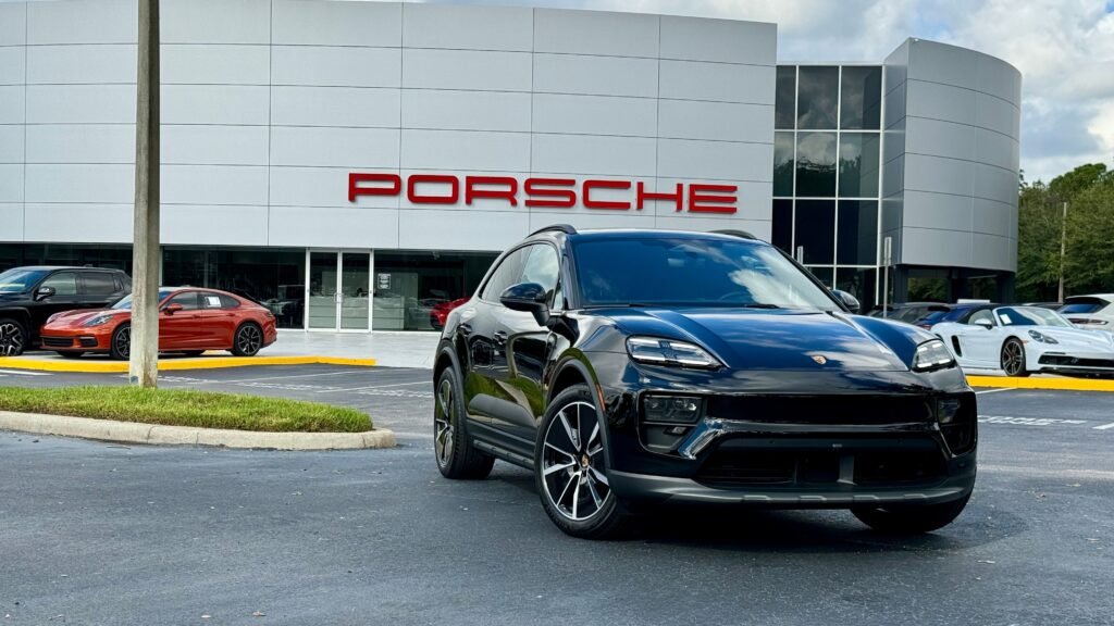 Even Car Dealers Are Worried About High Prices And Long Loan Terms