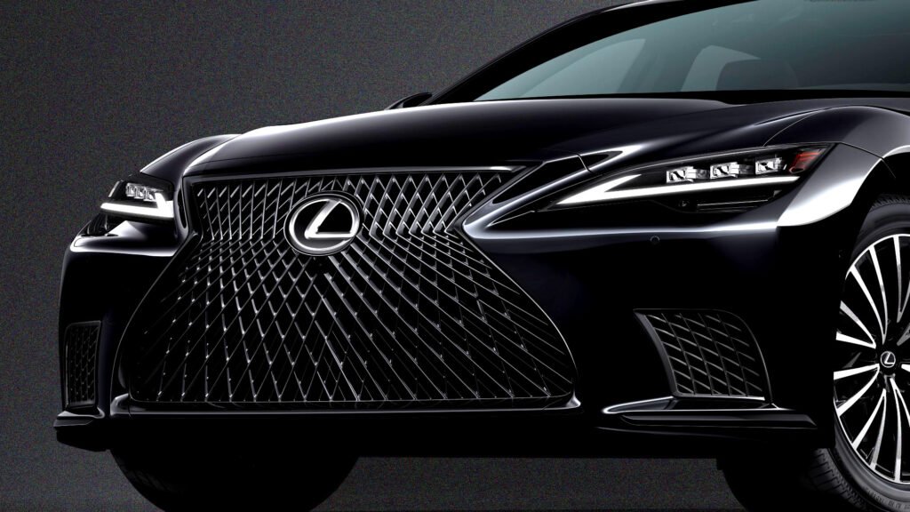 Lexus Is Keeping Its Decade-Old LS Alive With Another Update
