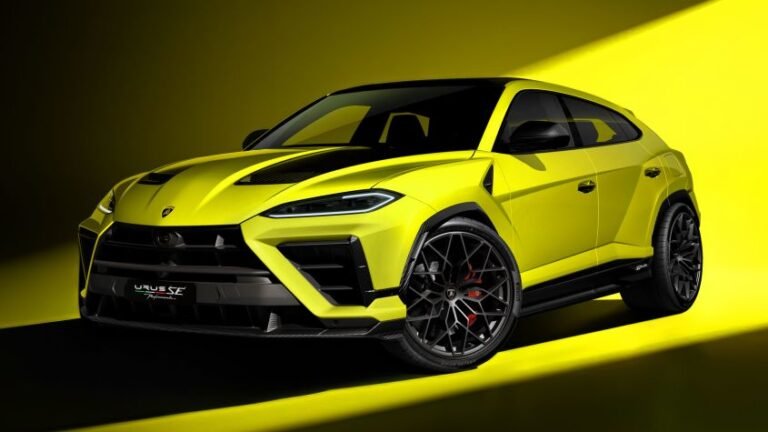 New Lamborghini Urus SE Performante 2026 - pictures