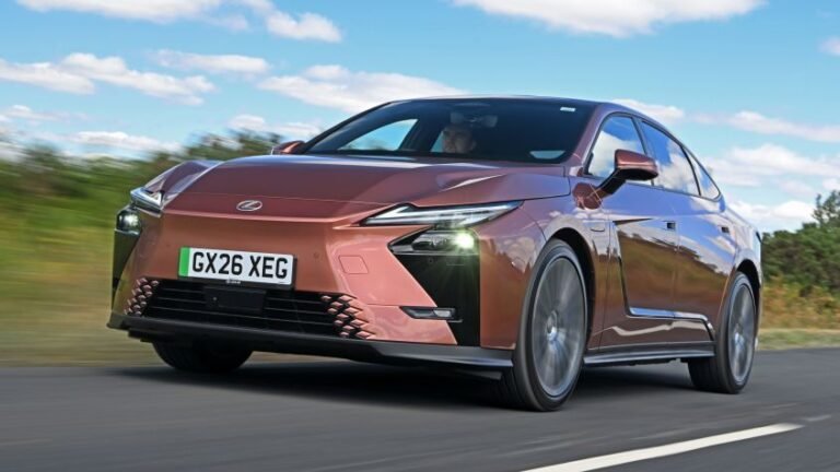 New Lexus ES 2026 UK - pictures
