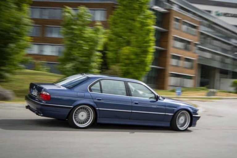 What Driving a 430-HP BMW ALPINA B12 6.0 Feels Like Today