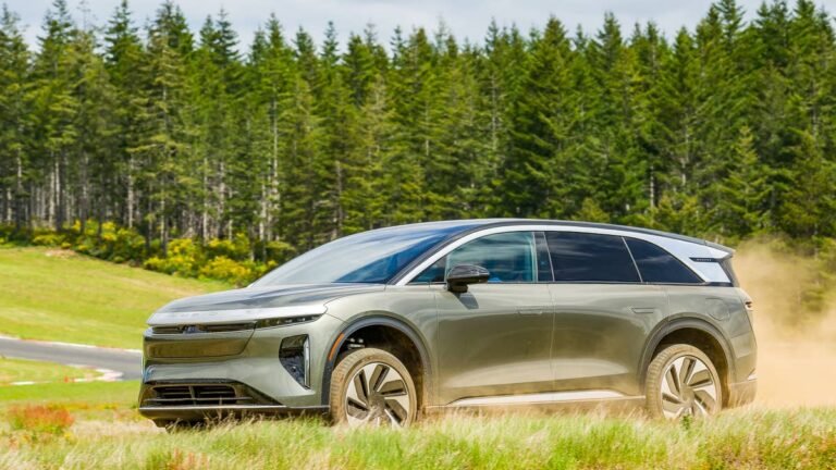 Lucid Drops Giant Purchase Credit & 0% Financing for Gravity SUV This July