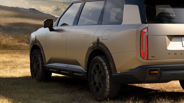 The Three-Row Kia SUV That's Outselling The Toyota 4Runner In 2026