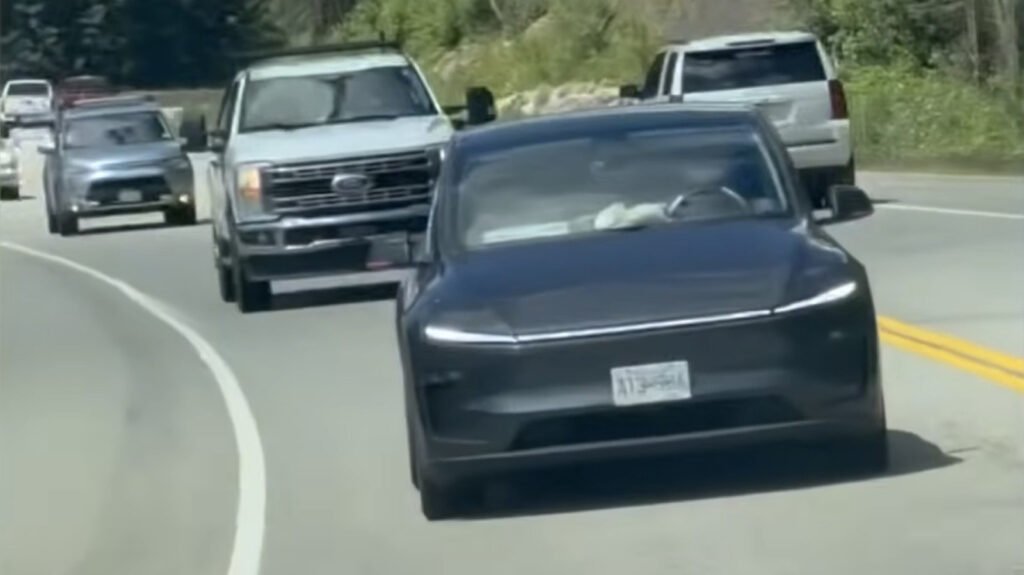 Tesla FSD Foiled By Sunglasses On Driver Asleep At The Wheel On Canadian Mountain Pass