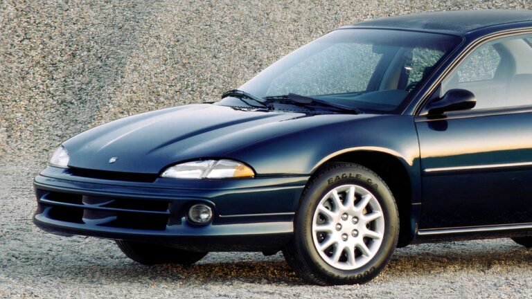 Chrysler's Smash-Hit Sedan From The 1990s Has A Surprising European Origin