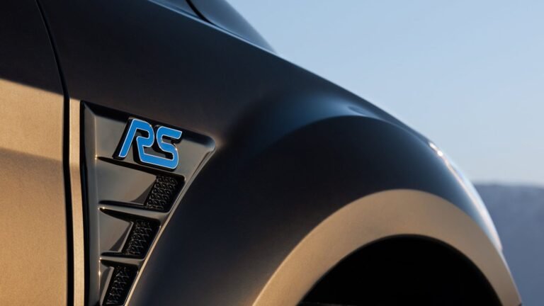 345 HP, 6 Gears, One Axle: The Most Powerful Front-Wheel-Drive Manual Ever Built