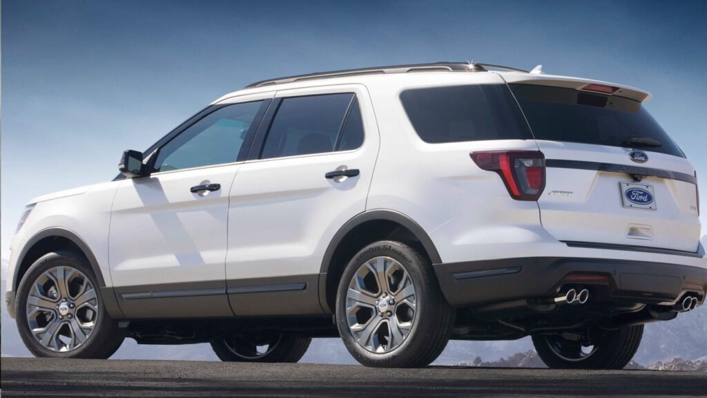 Ford Is Recalling 288,314 Explorers Again Because Its 2021 Roof Rail Fix May Have Failed