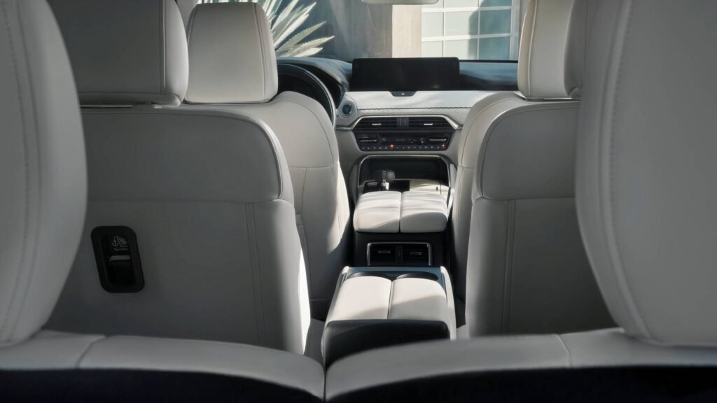Two Of The Five Bestselling Three-Row SUVs Have Third Rows Adults Can't Actually Use