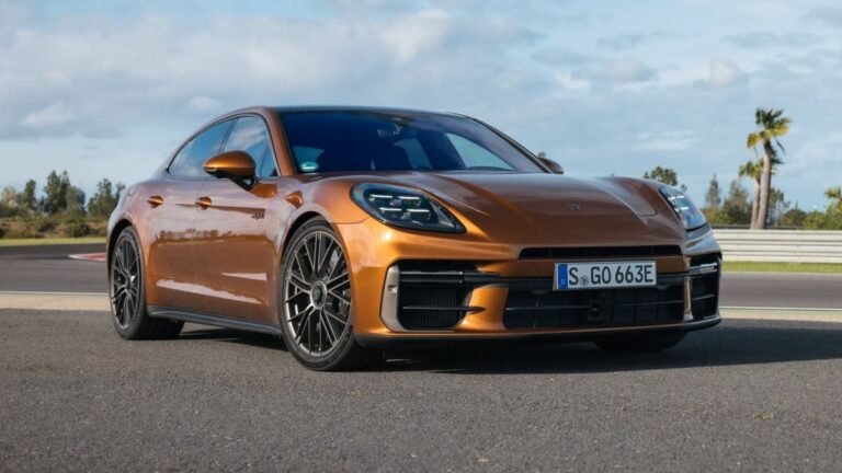 Porsche Would Build You a Manual Panamera, If You Ask