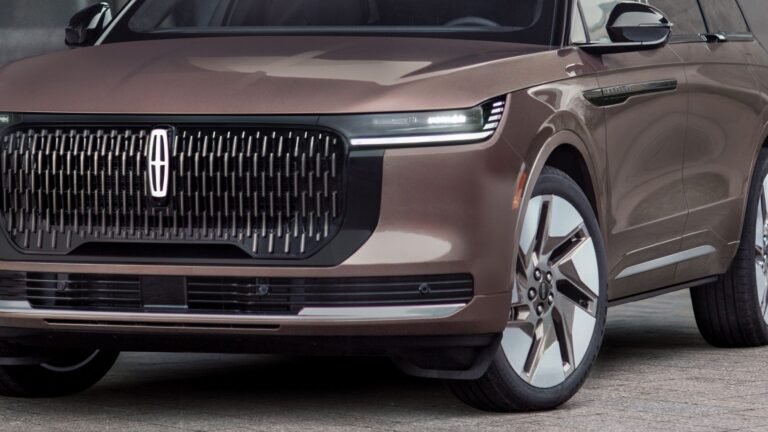 Lincoln Is Keeping Its Most Popular SUV Relevant With A Few Notable Updates