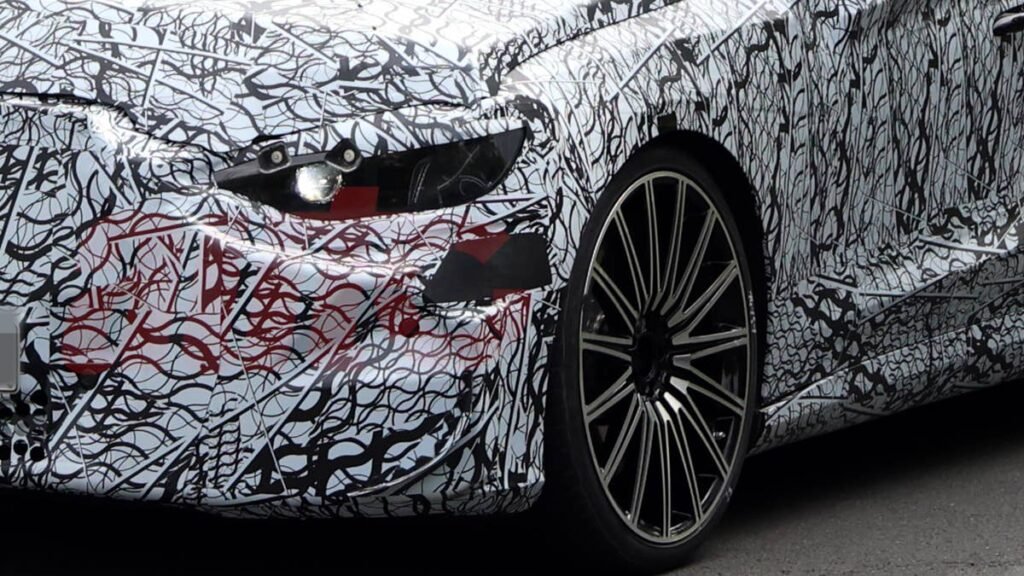 Mercedes-AMG E 63 Takes Aim at the BMW M5 With Up to 900 HP