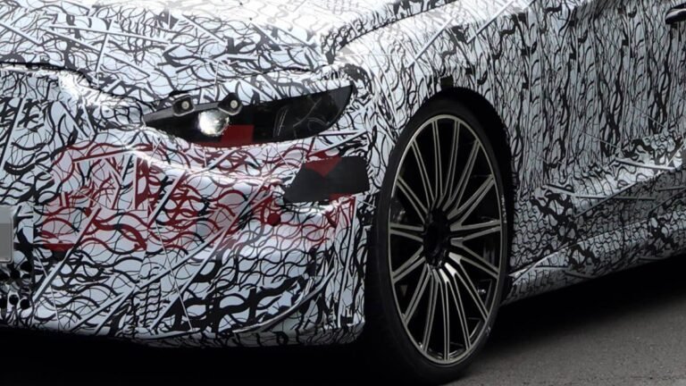 Mercedes-AMG E 63 Takes Aim at the BMW M5 With Up to 900 HP