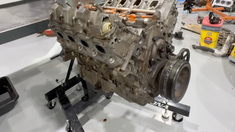 This 200,000-Mile Chevy V8 Blew Itself Apart, but GM May Not Be to Blame