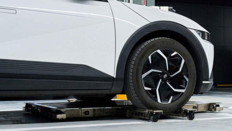 Hyundai’s Parking Robots Can Pack Up To 50% More Cars Into Existing Garages