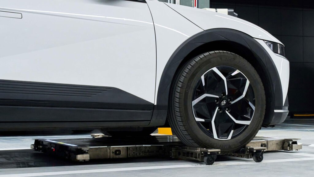 Hyundai’s Parking Robots Can Pack Up To 50% More Cars Into Existing Garages
