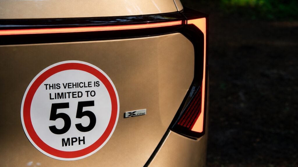 Your Car Already Has The Hardware To Stop You Speeding. It Just Isn’t Allowed To Yet