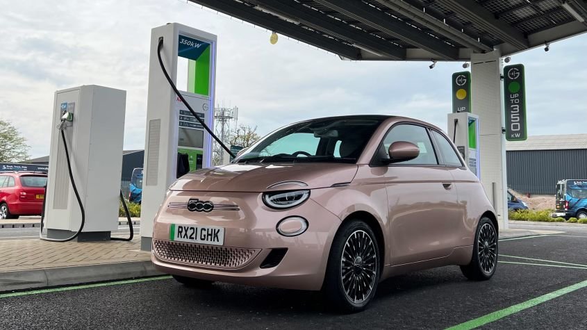 Over 25k UK electric cars have battery issue that limits range and charging speed