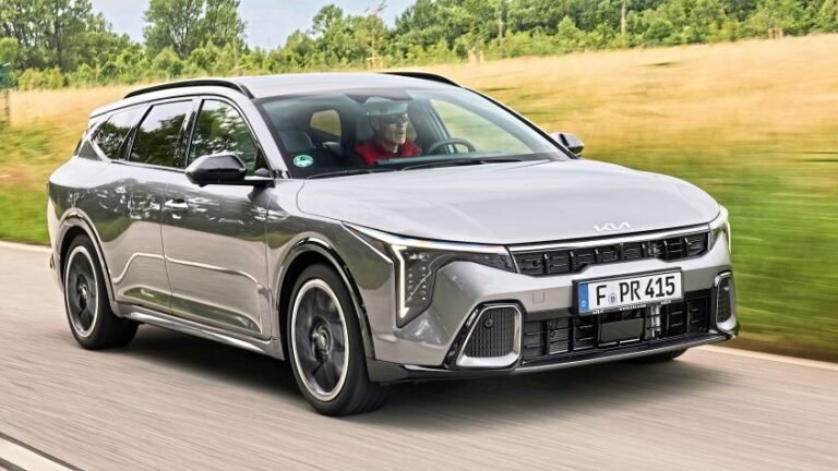 Kia K4 Sportswagon - pictures