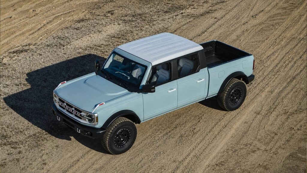 Ford Bronco Pickup Is Coming to Take on the Jeep Gladiator