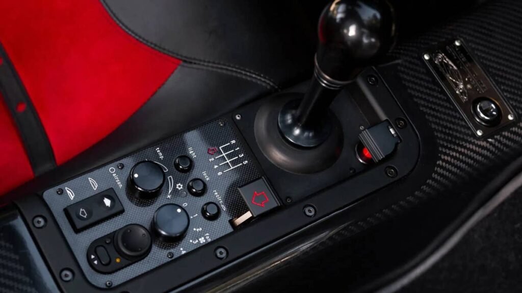 McLaren Teases Its First Manual Supercar Since The F1