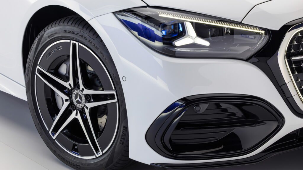 Mercedes Gives The Gas C-Class A Bigger Overhaul Than Its New Grille Lets On