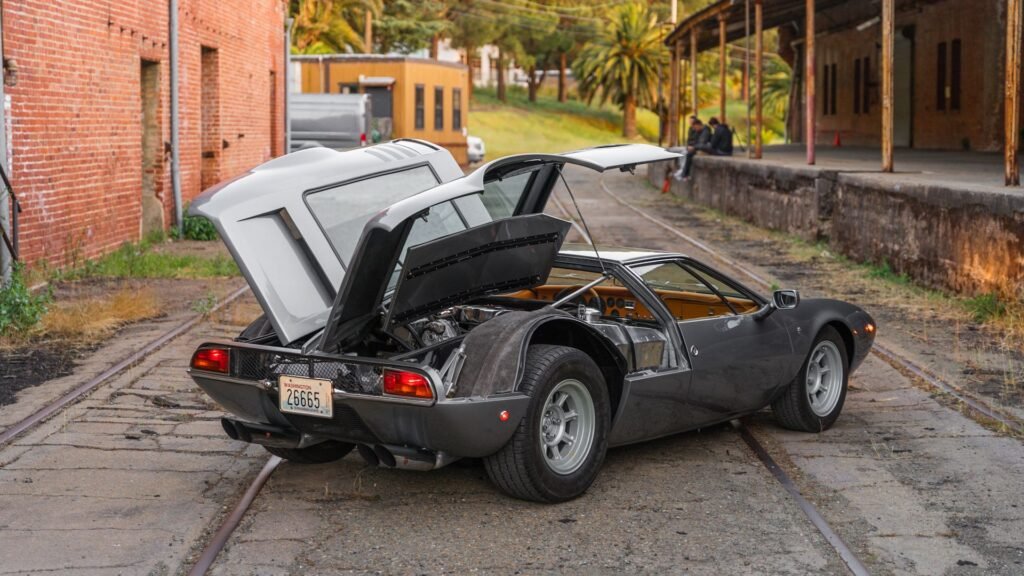 De Tomaso Built A Mid-Engine V8 Supercar With Gullwing Doors Just To Spite Carroll Shelby