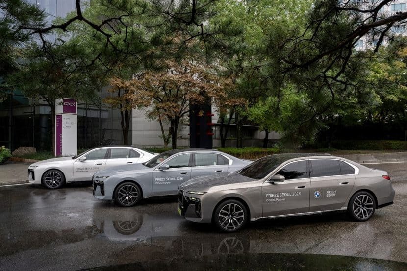 BMW Gives VIP Guests A 7 Series Ride To Korea’s Biggest Art Fair
