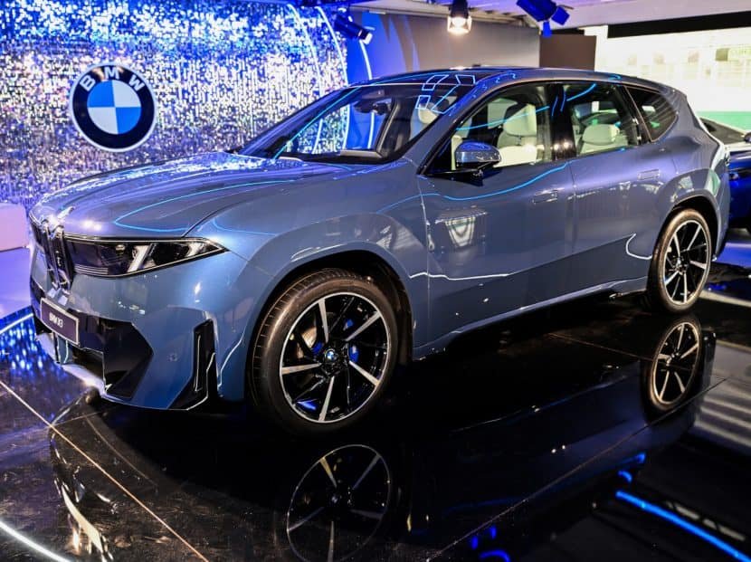 BMW Is Supersizing The iX3’s Face At A Shopping Mall