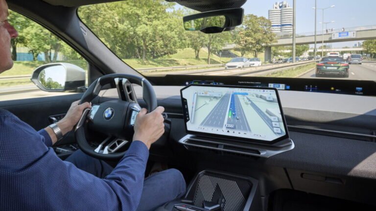 BMW’s New 3D Maps Show You What The Car Sees While It Drives