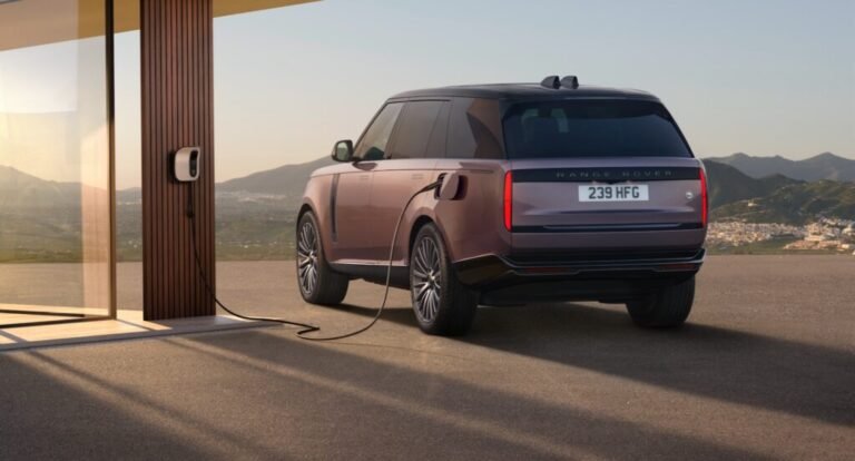 2027 Range Rover Electric Debuts With 542 HP and 333 Miles of Range