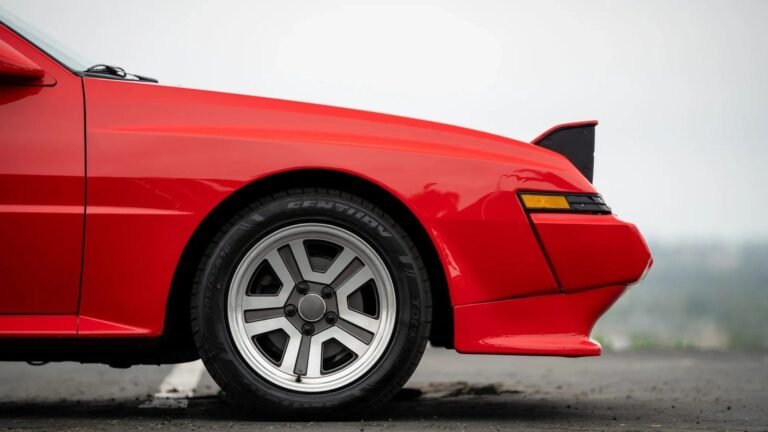 The Sports Car With Two Different Names And Four Brands Attached To It: Meet The Starquest