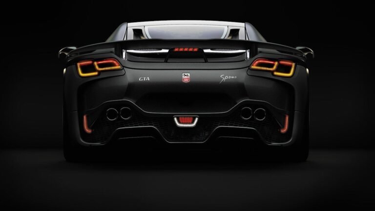 An American V10, 2 Turbochargers, 217 MPH: How Spain Built A Better Viper Than Dodge