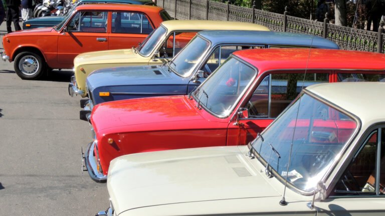7 Of The Worst Cars That Lived Behind The Iron Curtain