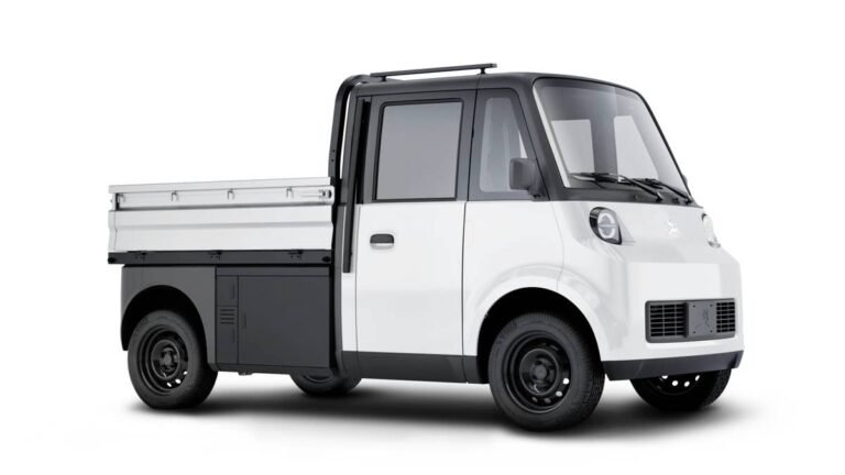 Mexico's Tiny Electric Truck Costs $8,400 And Hauls 1,430 Pounds