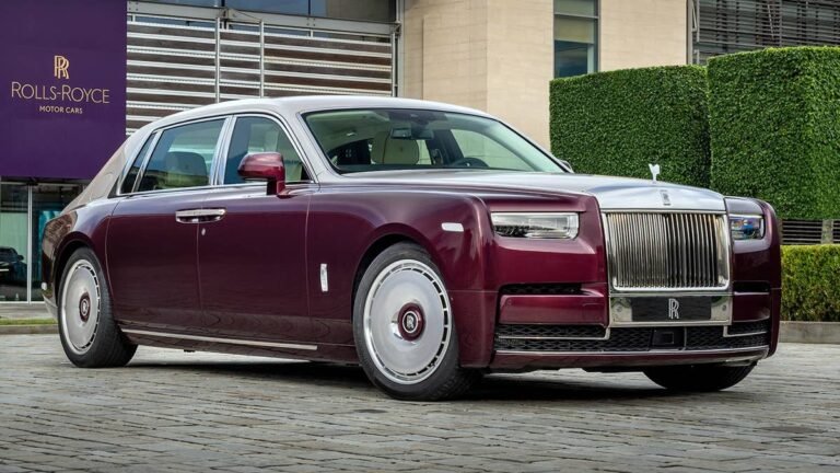 Rolls-Royce Spent Nine Months Perfecting This One-Off Phantom Detail