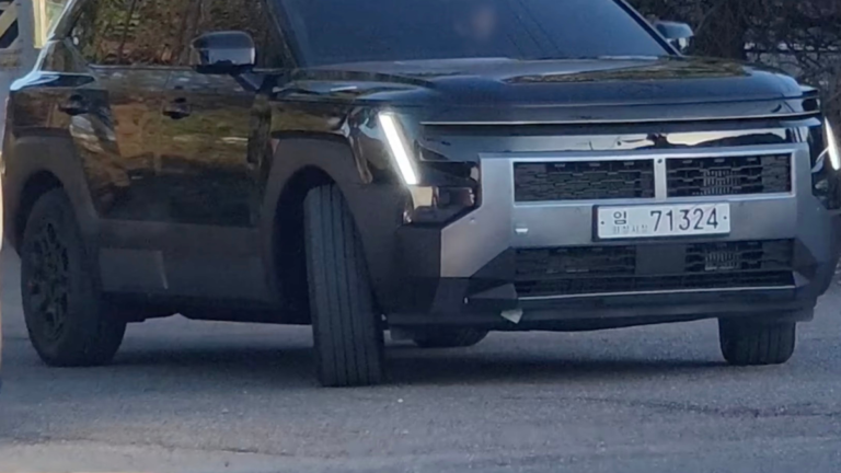 2027 Hyundai Tucson XRT Dials Back the Blacked-Out Off-Road Look