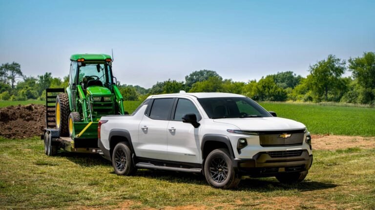 A Fully Loaded 2027 Chevy Silverado EV Costs More Than a Hummer EV
