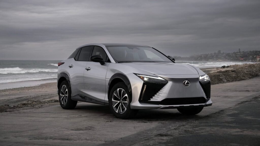 40 HP Bonus, Fake Gears, Only $1,400 – The No-Brainer Upgrade That Makes The Old Lexus RZ Feel New