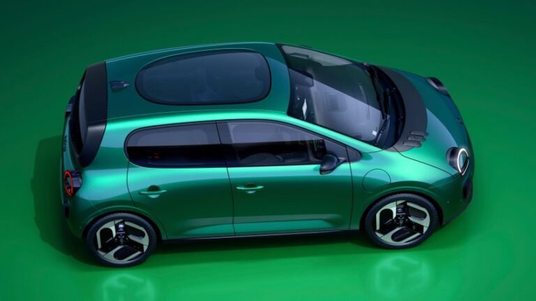 Renault Twingo gains unusual Twingobay panoramic roof