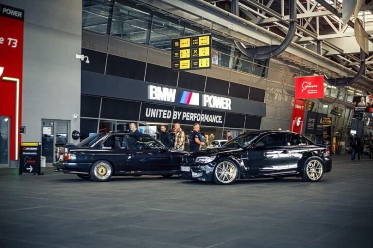85 BMW 1M Coupes And 50 E30 M3s Met At The Nurburgring, And One Of Them Hides A Z4 GT3 V8