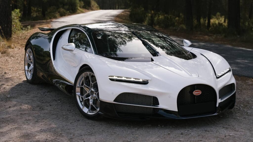 Bugatti CEO Says a Manual, 986-HP Tourbillon Is Possible